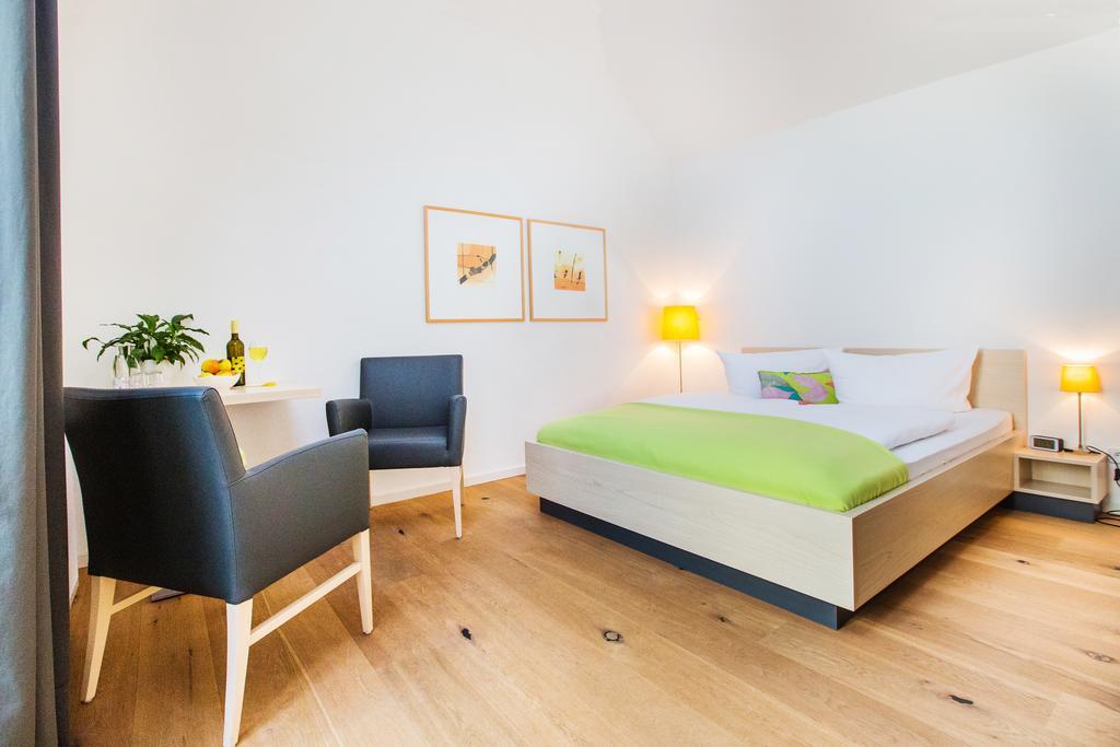 Hotel Am Markt Werder  Oda fotoğraf